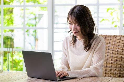 職場 年 上 女性 脈 あり|年上女性の脈あり.